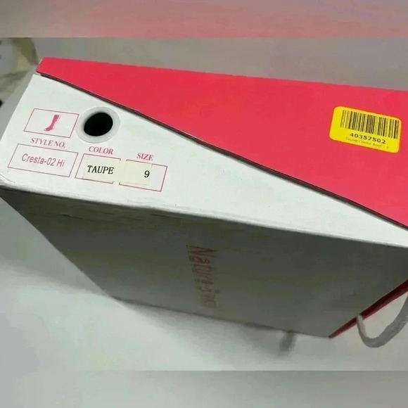 NIB!Natural Breeze-Faux Suede Perforated Chunky Heel Tassel Boots Size 9 - Picture 11 of 12